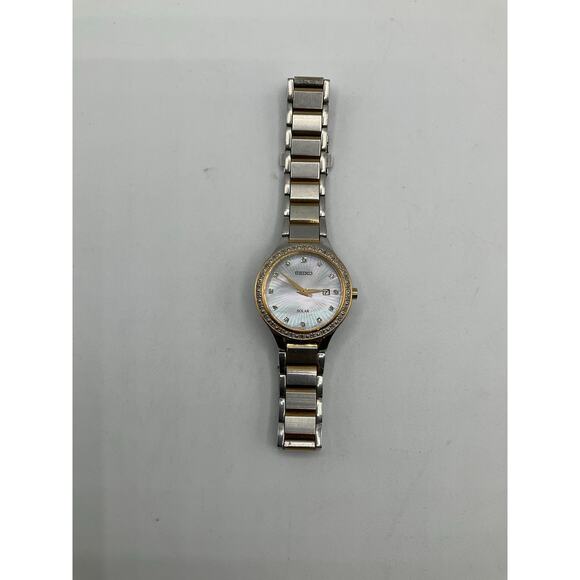 Seiko Solar Women White Mother of Pearl Dial 10ATM, 8mm Watch, Sz 6” - Picture 8 of 9
